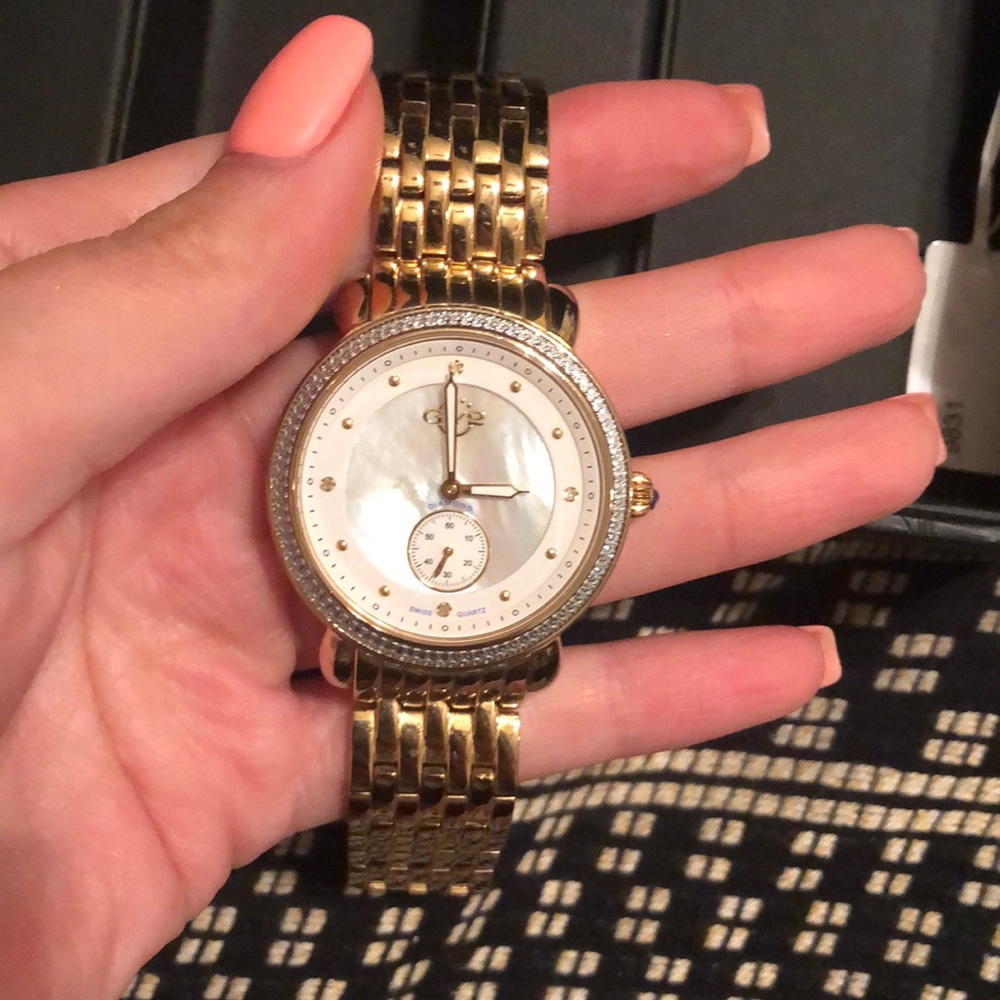 GV2 Watch Set - Picture 2 of 5
